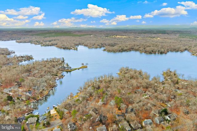 207 SPOTSWOOD RD, Locust Grove, VA 22508