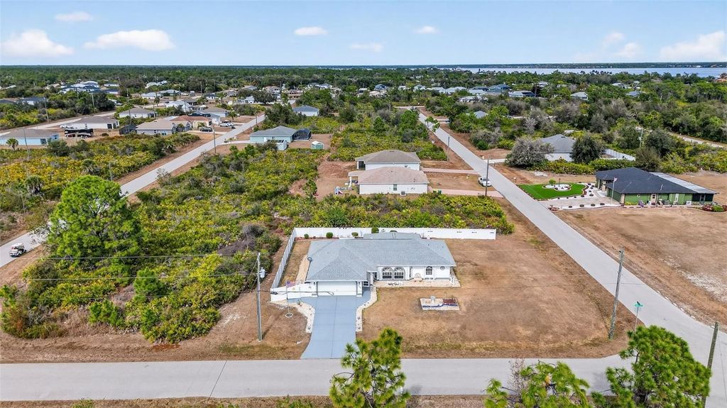 Image 20 of property listing at 12320 EVELYN AVENUE, Port Charlotte, FL 33981