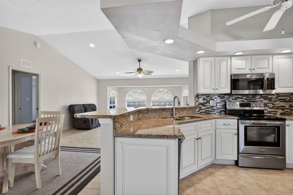 Image 41 of property listing at 12320 EVELYN AVENUE, Port Charlotte, FL 33981