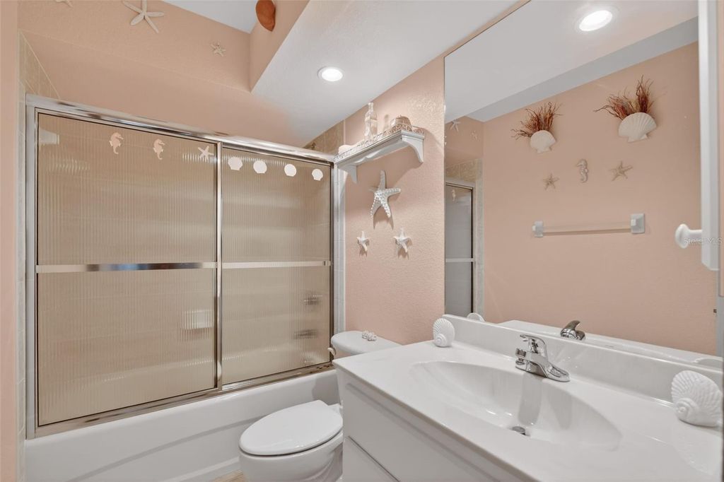 Image 58 of property listing at 12320 EVELYN AVENUE, Port Charlotte, FL 33981