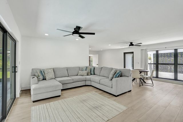 840 SW 3RD Street, Boca Raton, FL 33486