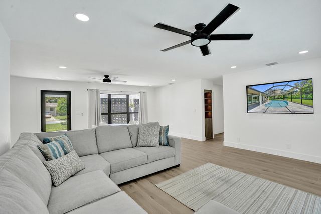 840 SW 3RD Street, Boca Raton, FL 33486