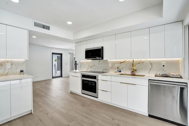840 SW 3RD Street, Boca Raton, FL 33486