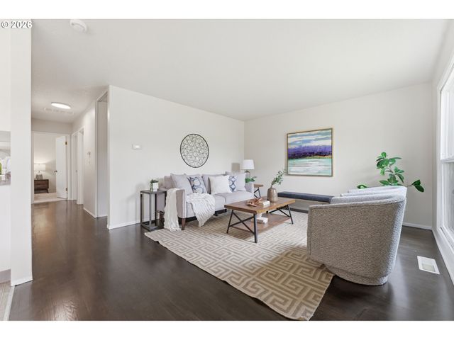 9725 N EXETER Ave, Portland, OR 97203