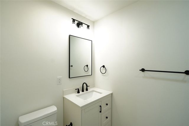 4811 Charlotte Way, Riverside, CA 92504