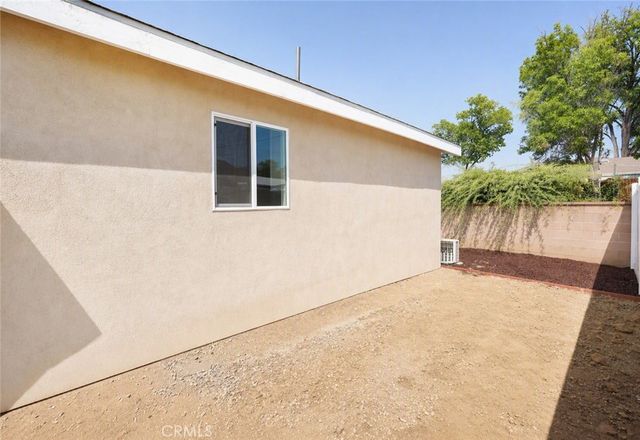 4811 Charlotte Way, Riverside, CA 92504
