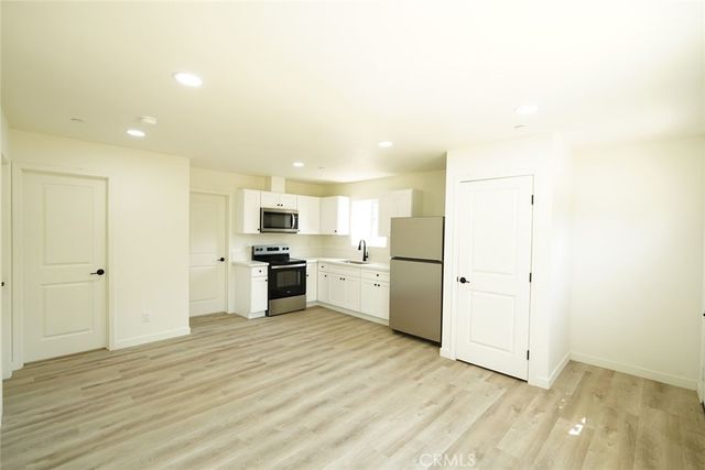 4811 Charlotte Way, Riverside, CA 92504