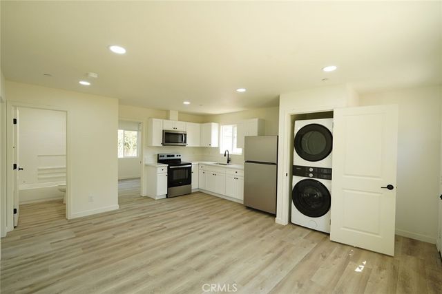 4811 Charlotte Way, Riverside, CA 92504