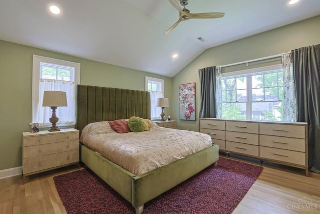 96 Burns Avenue, Wyoming, OH 45215