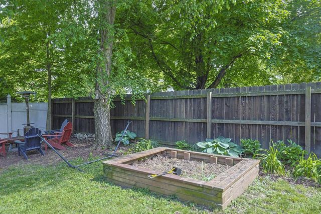 96 Burns Avenue, Wyoming, OH 45215