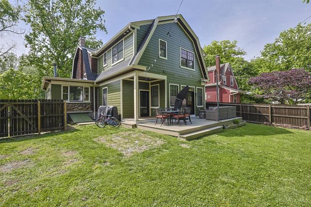 96 Burns Avenue, Wyoming, OH 45215
