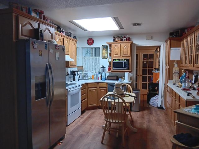 8528 Merribrook Dr, Sacramento, CA 95826