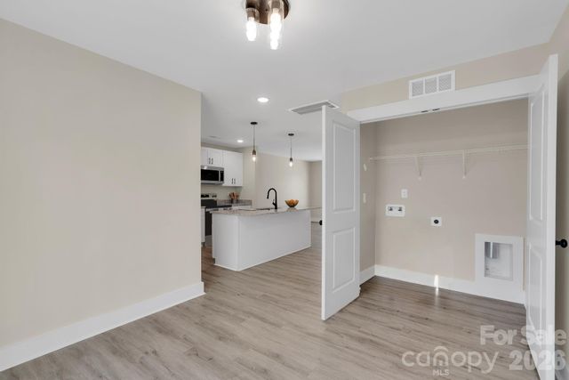 412 N Scruggs Street, Gastonia, NC 28052