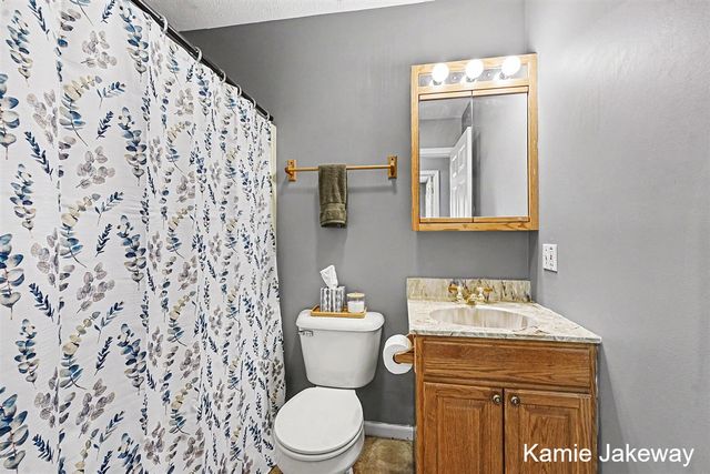836 Morgan Drive, Belding, MI 48809