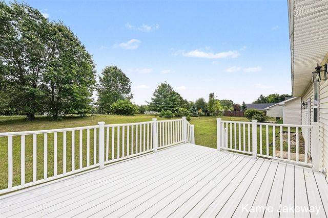 836 Morgan Drive, Belding, MI 48809