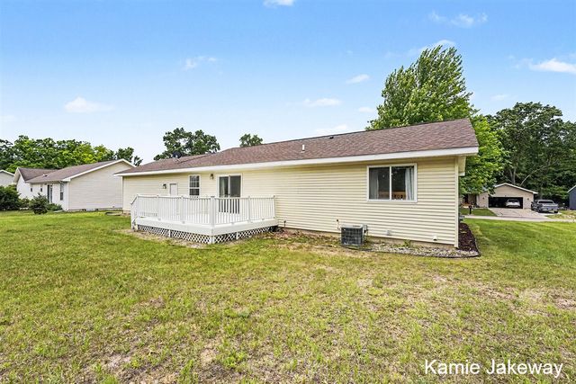 836 Morgan Drive, Belding, MI 48809
