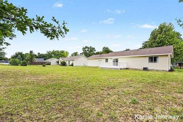 836 Morgan Drive, Belding, MI 48809