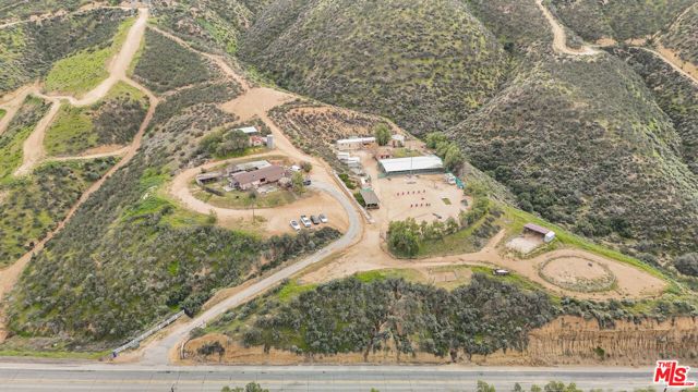 11426 Sierra Highway, Santa Clarita, CA 91390