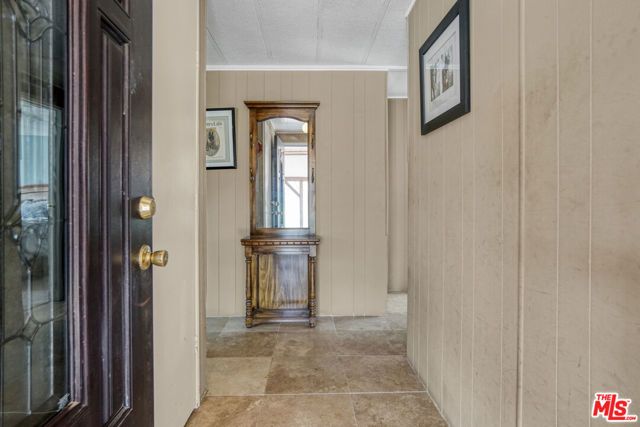 11426 Sierra Highway, Santa Clarita, CA 91390