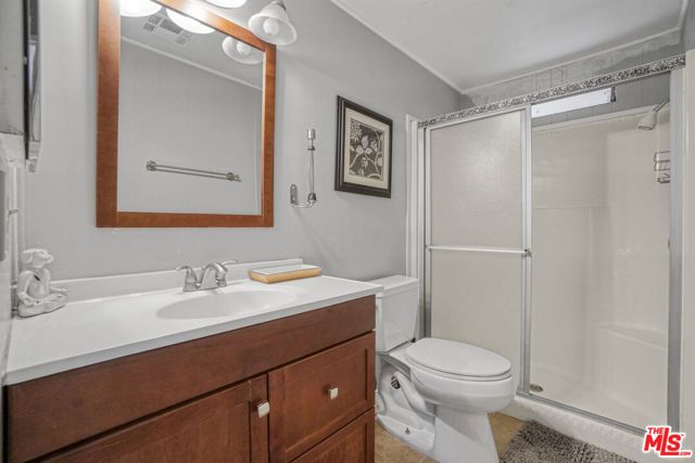 11426 Sierra Highway, Santa Clarita, CA 91390