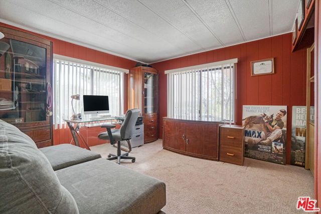 11426 Sierra Highway, Santa Clarita, CA 91390