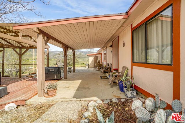 11426 Sierra Highway, Santa Clarita, CA 91390