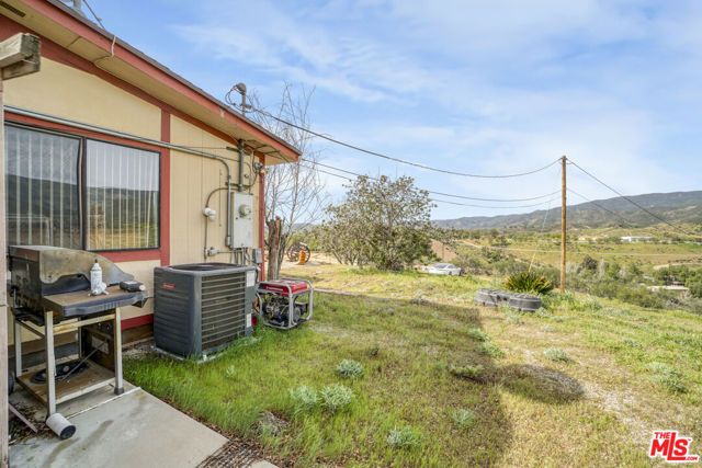 11426 Sierra Highway, Santa Clarita, CA 91390