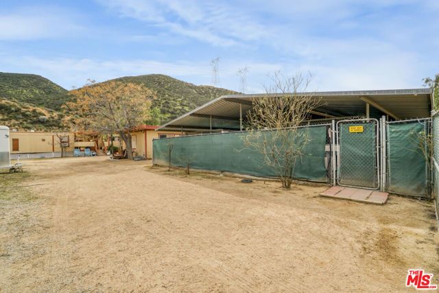 11426 Sierra Highway, Santa Clarita, CA 91390