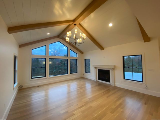 52 Westenhook Terrace, Southbury, CT 06488