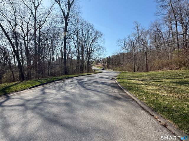 52 Westenhook Terrace, Southbury, CT 06488