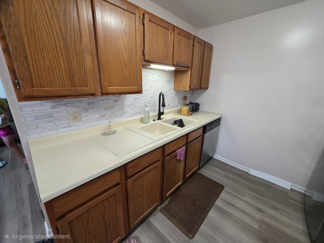 356 Woodview Circle A, Elgin, IL 60120