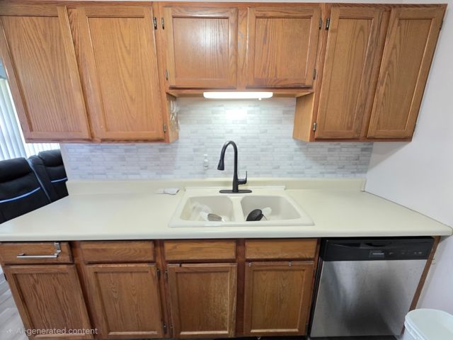 356 Woodview Circle A, Elgin, IL 60120