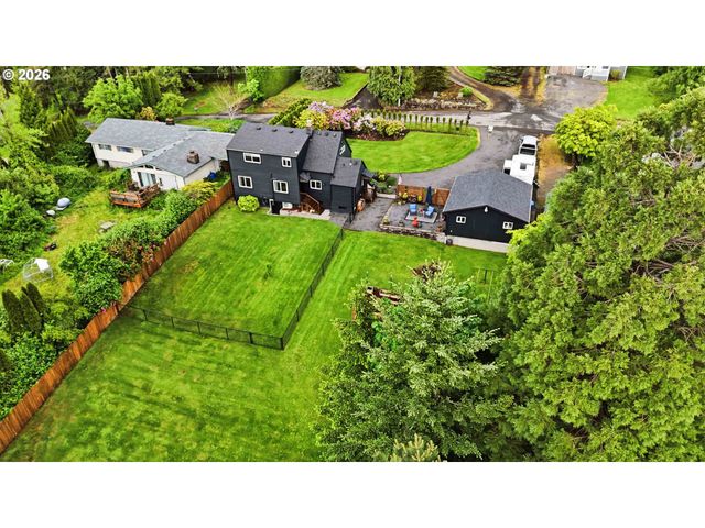 121 S VISTA Way, Kelso, WA 98626