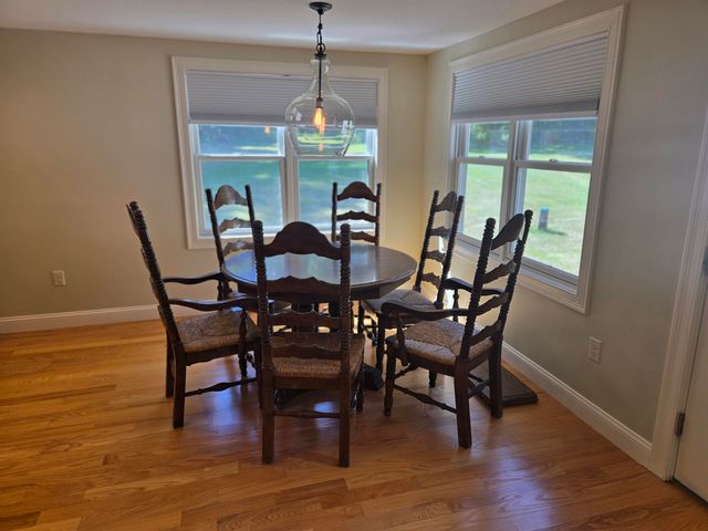 82 Dutton Road, Pelham, NH 03076