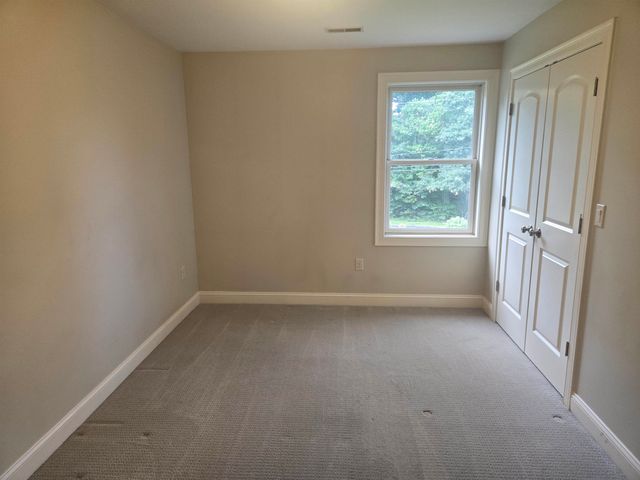 82 Dutton Road, Pelham, NH 03076