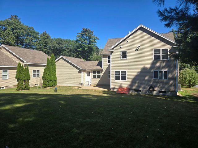 82 Dutton Road, Pelham, NH 03076