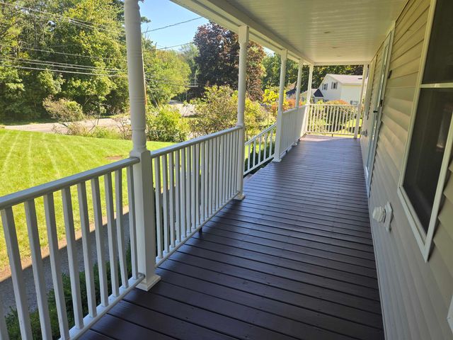 82 Dutton Road, Pelham, NH 03076