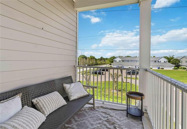 9545 W PARK VILLAGE DRIVE, Tampa, FL 33626