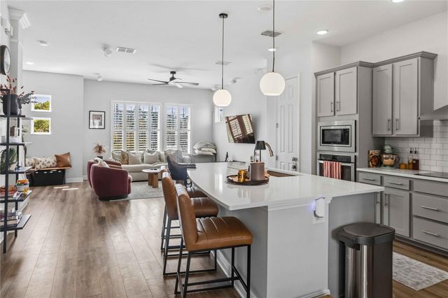 9545 W PARK VILLAGE DRIVE, Tampa, FL 33626