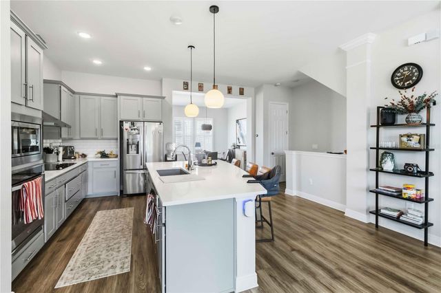 9545 W PARK VILLAGE DRIVE, Tampa, FL 33626