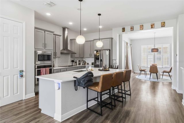 9545 W PARK VILLAGE DRIVE, Tampa, FL 33626