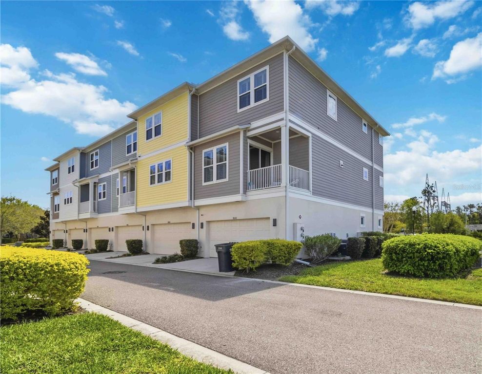 9545 W PARK VILLAGE DRIVE, Tampa, FL 33626