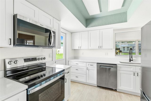 5915 TIDEWOOD AVENUE 4, Sarasota, FL 34231