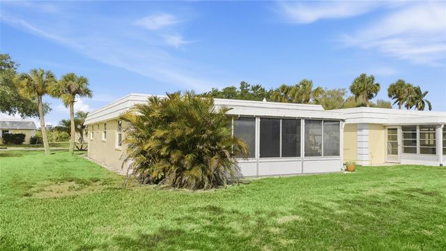 5915 TIDEWOOD AVENUE 4, Sarasota, FL 34231
