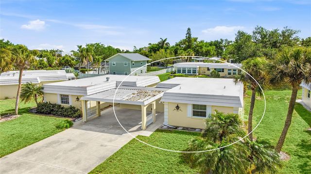 5915 TIDEWOOD AVENUE 4, Sarasota, FL 34231