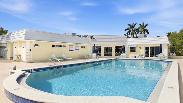 5915 TIDEWOOD AVENUE 4, Sarasota, FL 34231