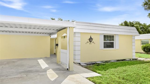 5915 TIDEWOOD AVENUE 4, Sarasota, FL 34231