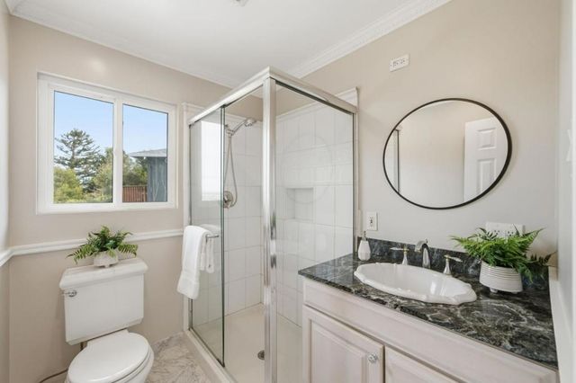 2527 Dekoven Avenue, Belmont, CA 94002
