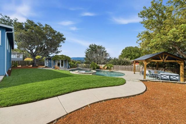 2527 Dekoven Avenue, Belmont, CA 94002