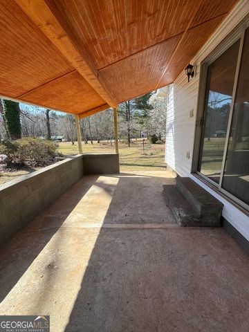 606 Viewpoint Drive, Jackson, GA 30233